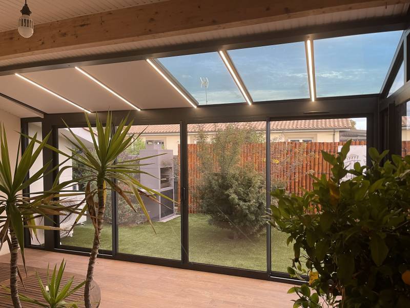 Véranda Renoval de haute qualité en extension à Saint Jean d'Illac proche de Bordeaux 