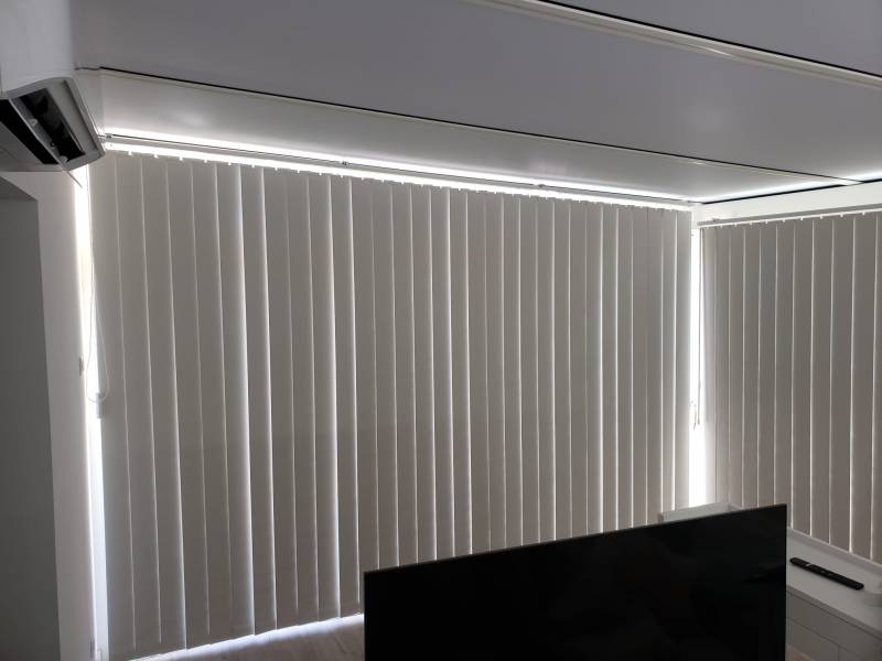 Stores Kadeco sur mesure très isolants à Mérignac proche de Bordeaux