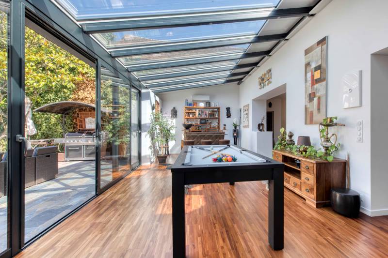 Véranda verrière style atelier de qualité en aluminium à Bordeaux en Gironde 