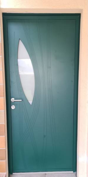 Porte d'entrée K-LINE modèle Roseau vue d'extérieur à St Jean D'Illac